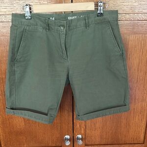 Green -  Gap 100% Cotton Chino Short